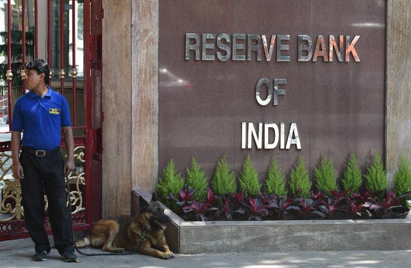 कर्ज़ में डूबी कंपनियों के लिये रिज़र्व बैंक ने बदले नियम