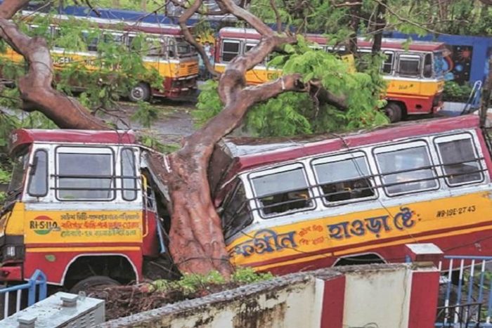 साल 2020-21: प्राकृतिक आपदाओं में 1700 करोड़ के दावों का भुगतान नहीं